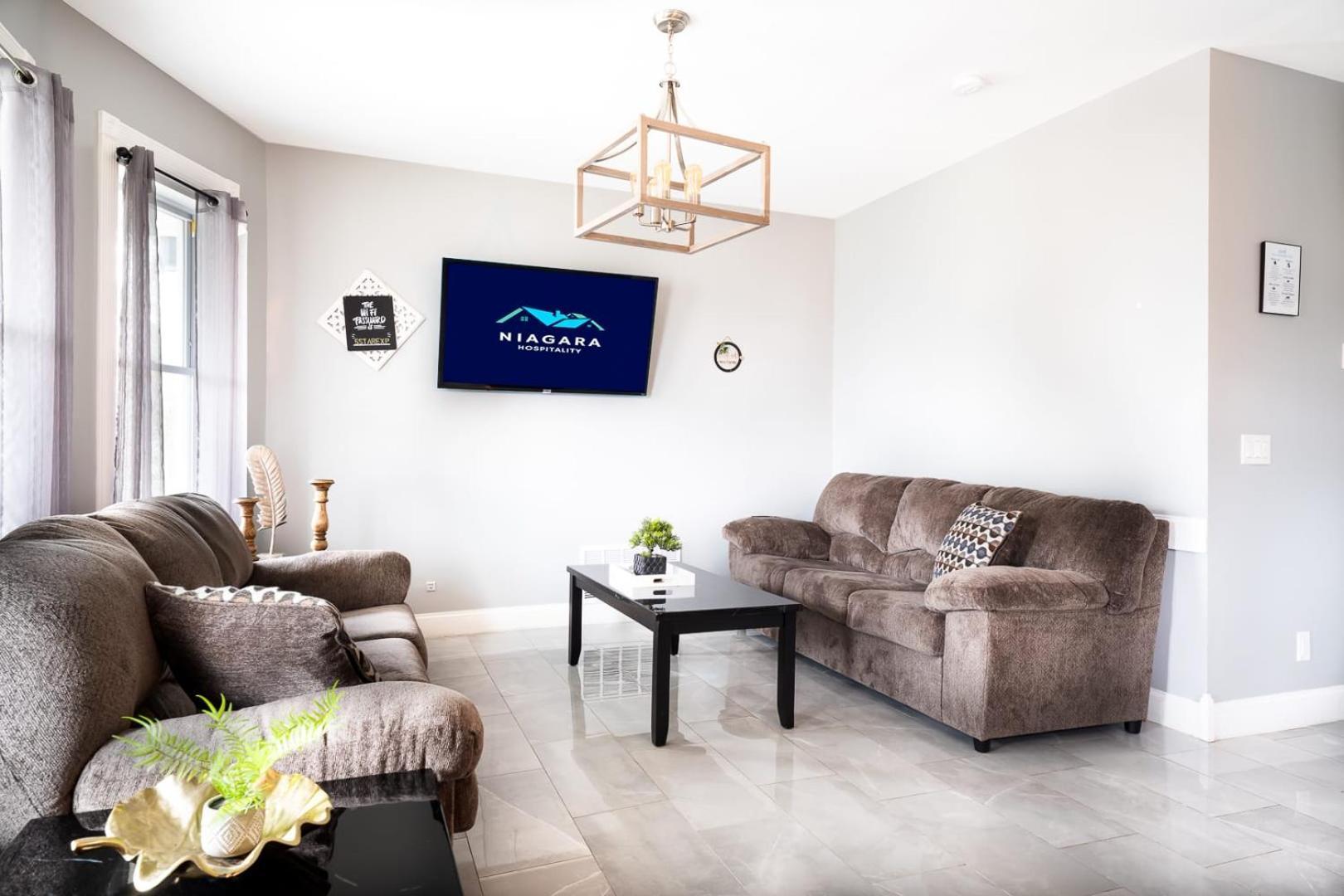 Quiet 4Br Near Niagara Falls & Casino Bagian luar foto